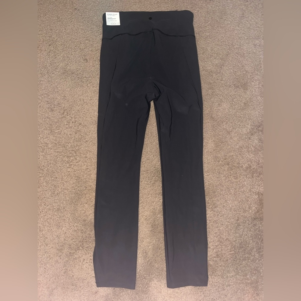 High Rise Vented Straight 27.5” inseam Straight leg silhouette